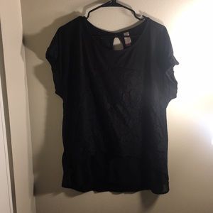 Lacey black short sleeve